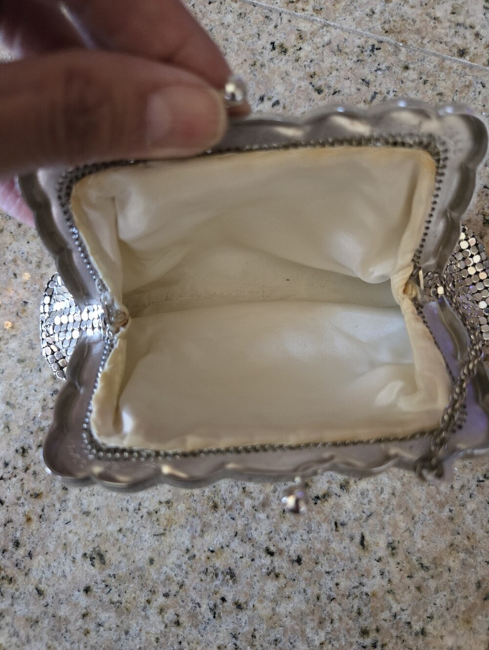 Vintage Whiting And Davis Evening Bag - Picture 3 of 4
